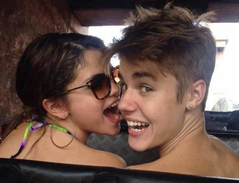 Justin Bieber Selena Gomez Back Together Facts We Know