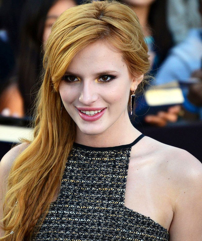 Bella Thorne Height